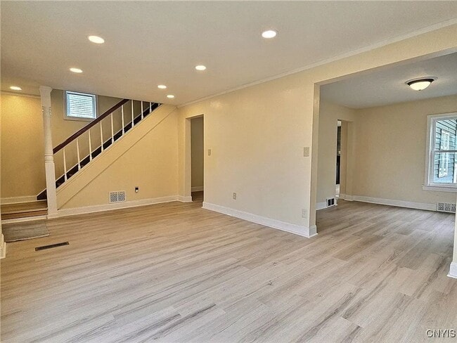 Building Photo - 3 Bed 1.5 Bath Rental in Sherrill NY