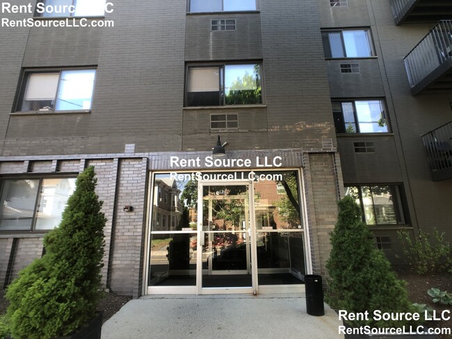 Primary Photo - 134 Summer St
