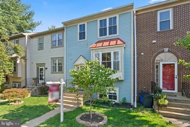 Building Photo - 18005 Sunset Lake Ct