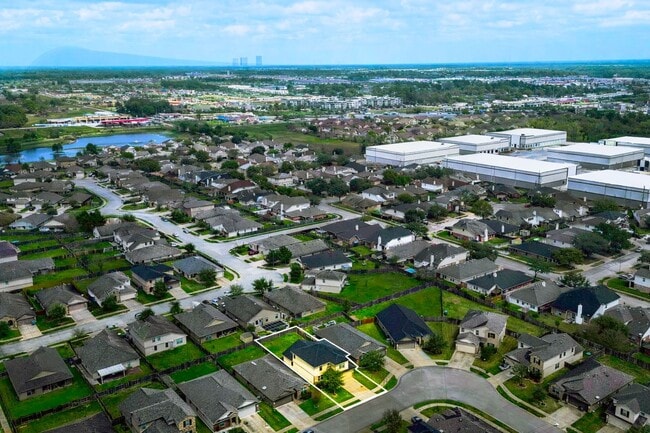 Building Photo - 2010 Louetta Stream Way