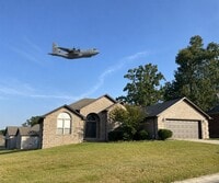 Building Photo - 2012 Airborn Dr