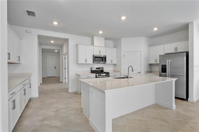 Building Photo - 15078 White Pearl Rd