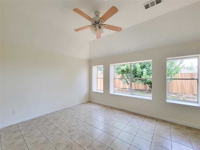 Building Photo - 3307 Pine Dust Ln