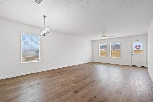 Building Photo - BRAND NEW CONSTRUCTION!