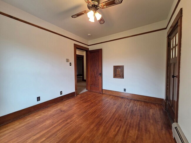 Building Photo - 5N340 Wooley Rd