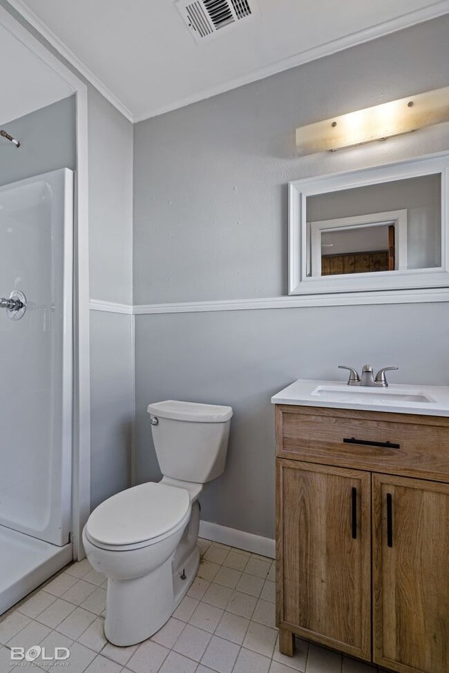 Building Photo - 1518 Viosca St