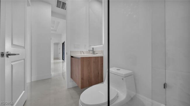 Building Photo - 1713 NW 2nd St