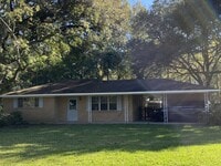 Building Photo - Charming 2 Bedroom Rental with Wood Floors in Port Allen!