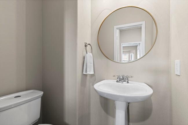 Building Photo - 63 W Lasting Spring Cir