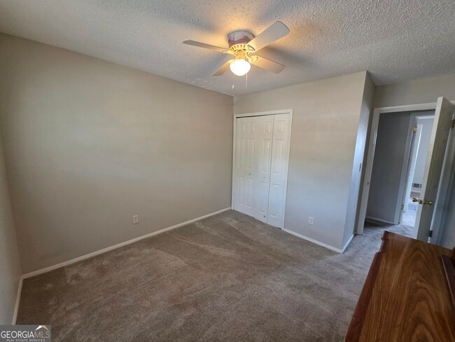 Building Photo - 4701 Flat Shoals Rd