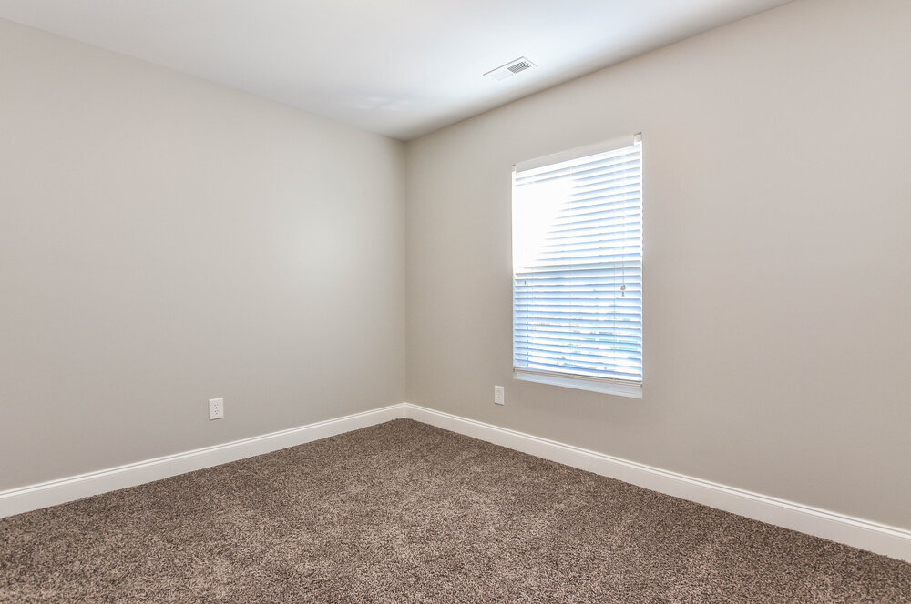 Building Photo - 130 Norwich Dr