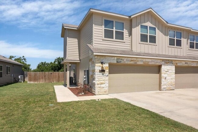 Primary Photo - 1204 Garland Rd