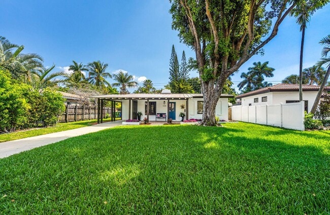 Building Photo - 1430 NE 16th Ave