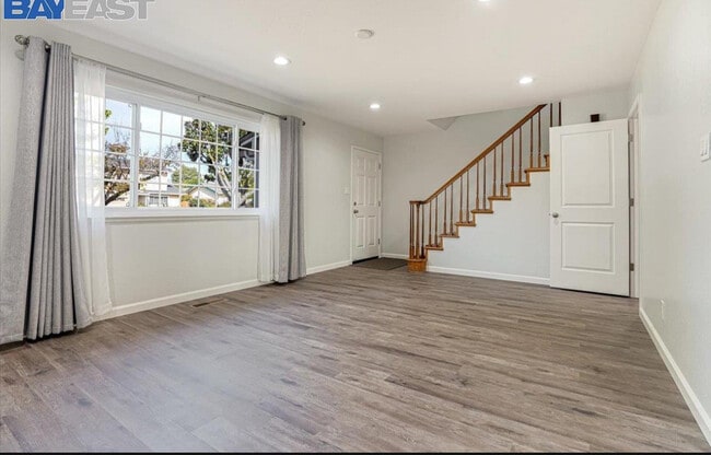 Building Photo - 3118 Capewood Ln