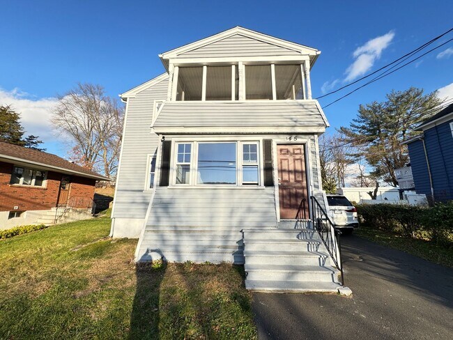 Building Photo - 145 Division St