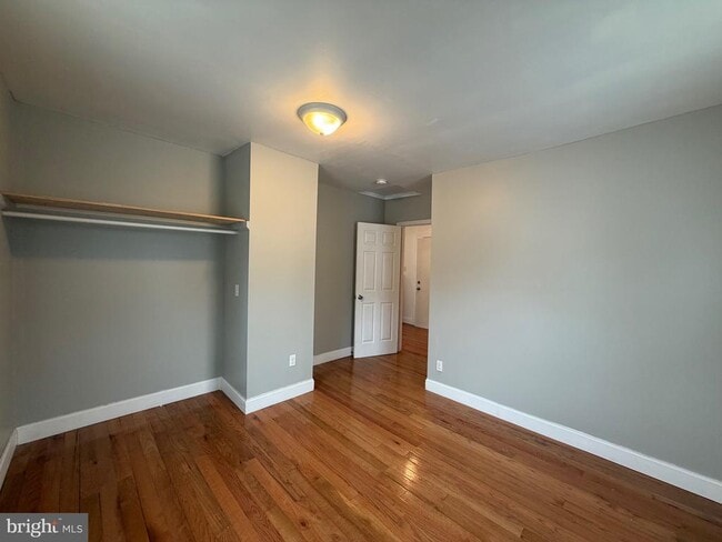 Building Photo - 5906 Benton Heights Ave