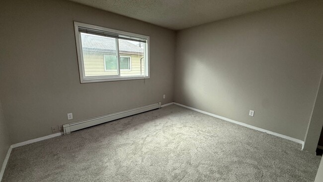 Building Photo - 1103 Karluk St