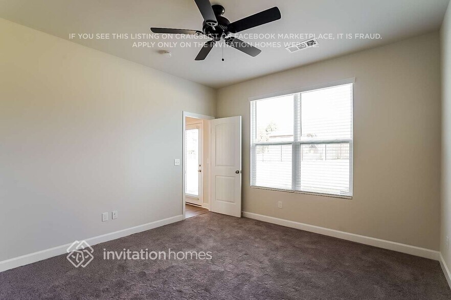 Building Photo - 554 Becks Pl