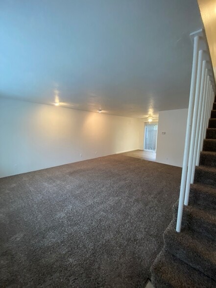 Building Photo - 1248 Piper Ln