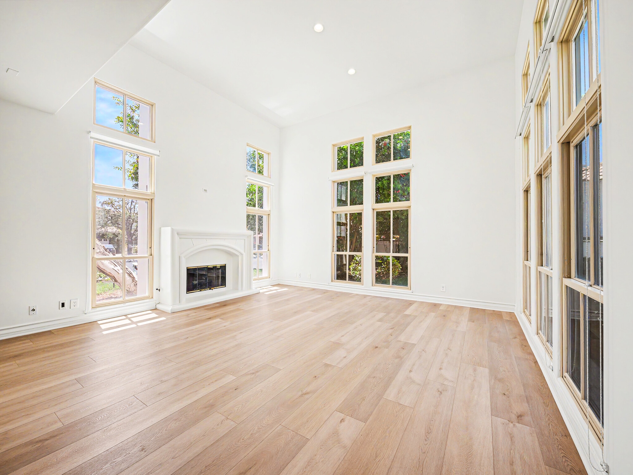 Building Photo - 3907 Peartree Pl