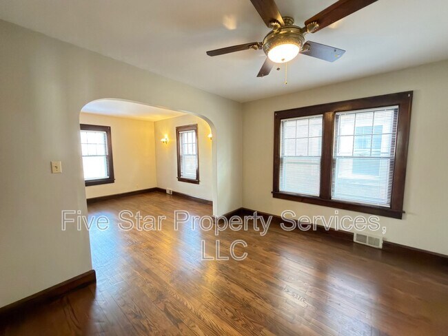 Building Photo - 604 Bryn Mawr Blvd