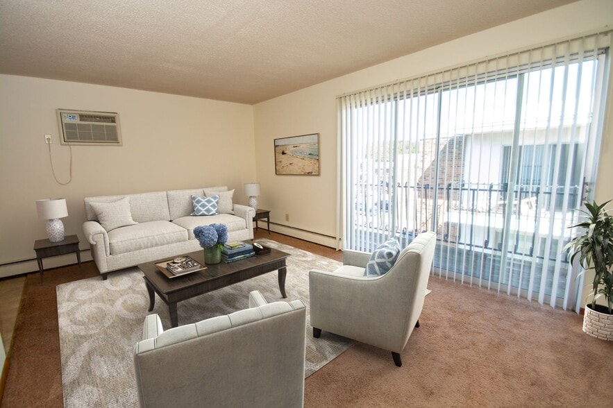 Living Room - New Orleans Court Apartments and Townhomes