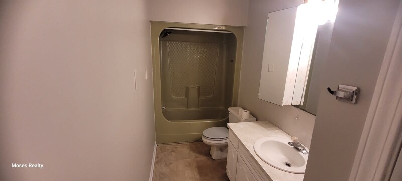 Building Photo - 1603 N Main St