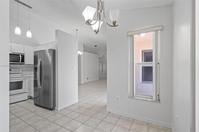 Building Photo - 14202 SW 151st Ct