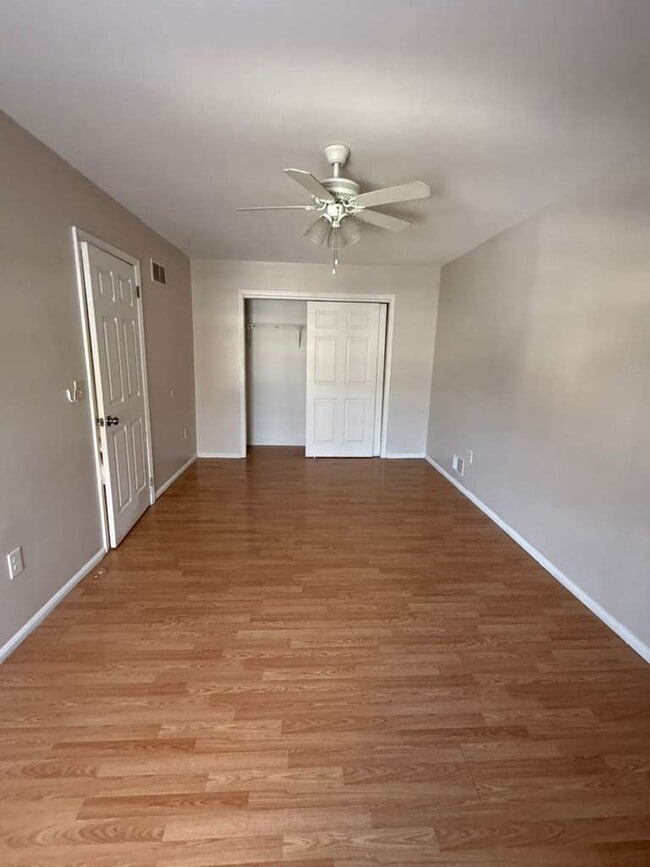 Building Photo - 1 Sunnydale Ct