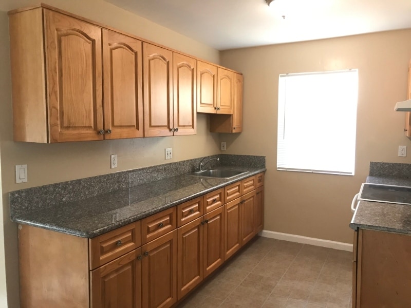 Building Photo - 821 Karma Ct