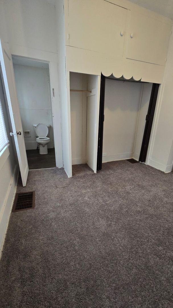 Building Photo - 2 Bed - 2 Bath Home, Muncie's North Side!