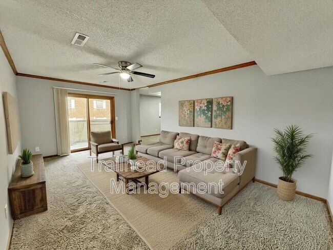 Building Photo - 3407 NW Duncan Rd