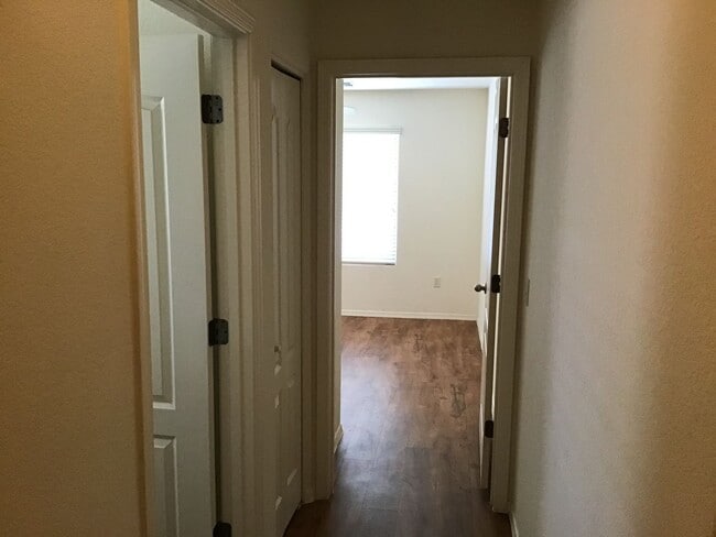 Building Photo - Beautiful 3Bed & 2Bath w/ Den, near Davis Monthan, Vail school district