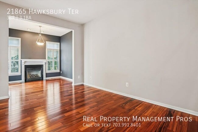 Building Photo - 21865 Hawksbury Terrace