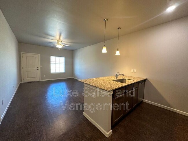 Building Photo - 4600 Loch Ln
