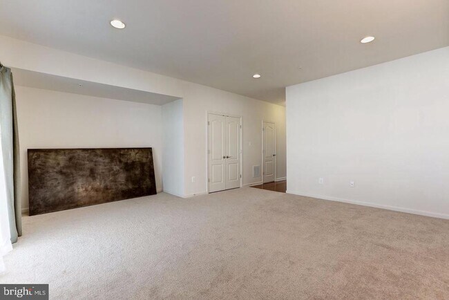 Building Photo - 12805 Longford Glen Dr