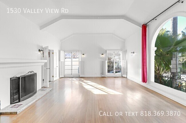 Building Photo - 1530 Valley View Rd