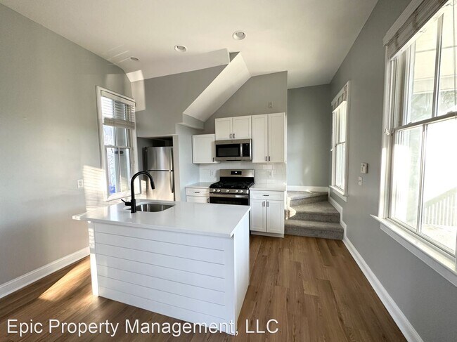 Building Photo - 2 br, 2 bath House - 4342 McCarthy St