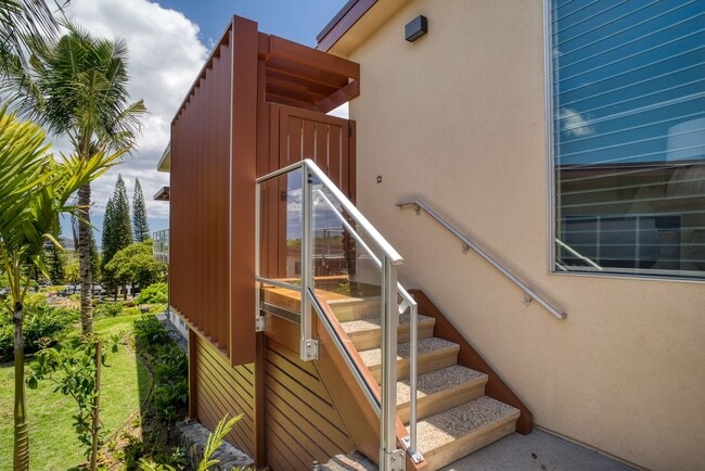 Building Photo - 197 Holokahiki Ln