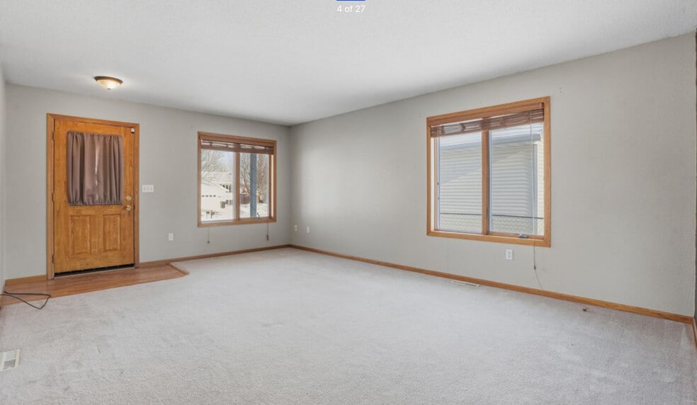 Building Photo - 5191 W Lanark Dr