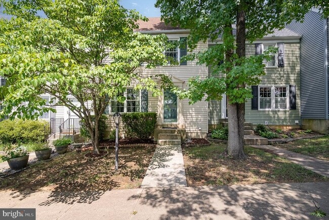 Building Photo - 6580 Lochleigh Ct