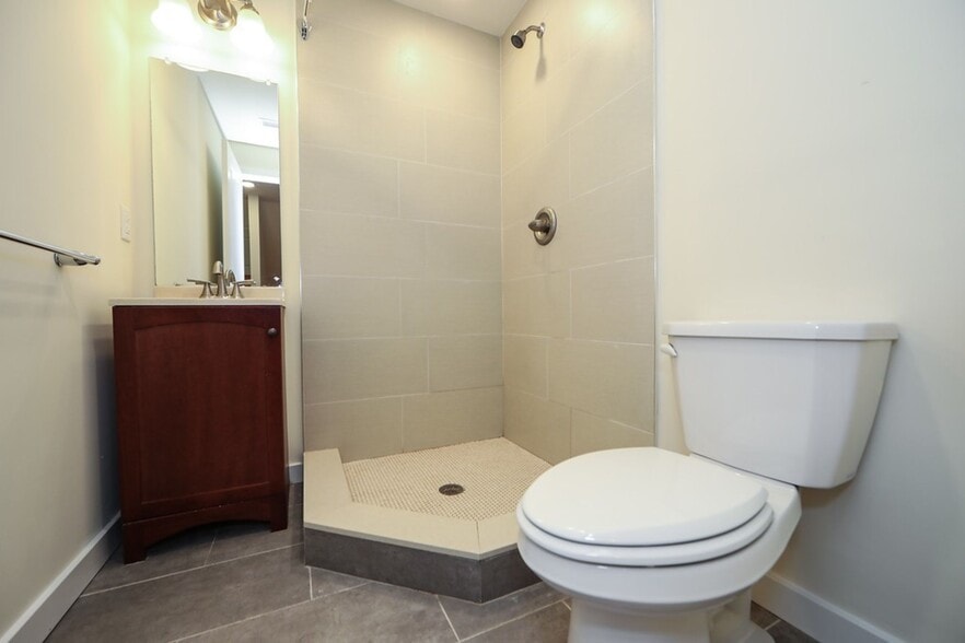 Building Photo - 1802 N Bouvier St