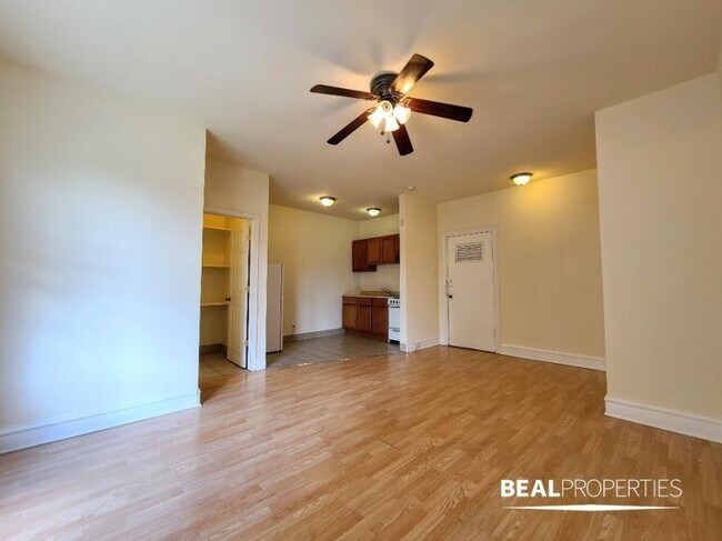 Building Photo - 0 bedroom in CHICAGO IL 60625
