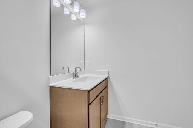 Building Photo - 953 Pleasant Ridge Run