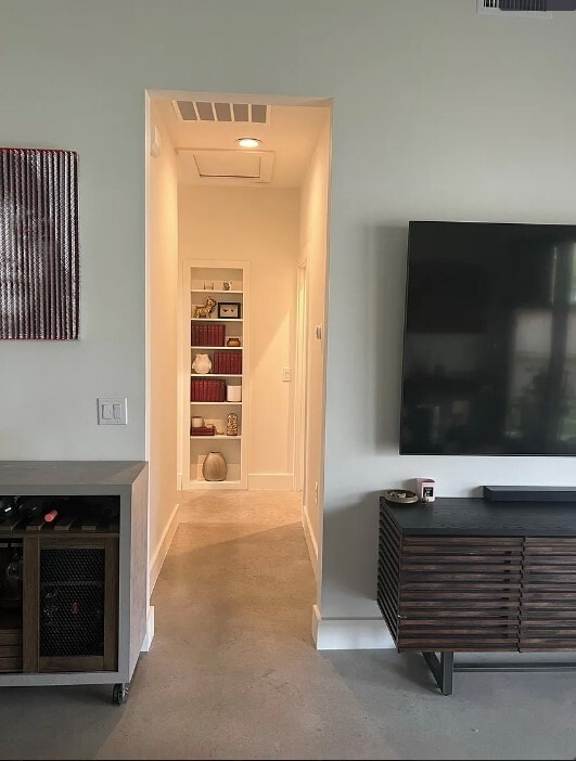 Hallway - 3003 Birdwood Cir