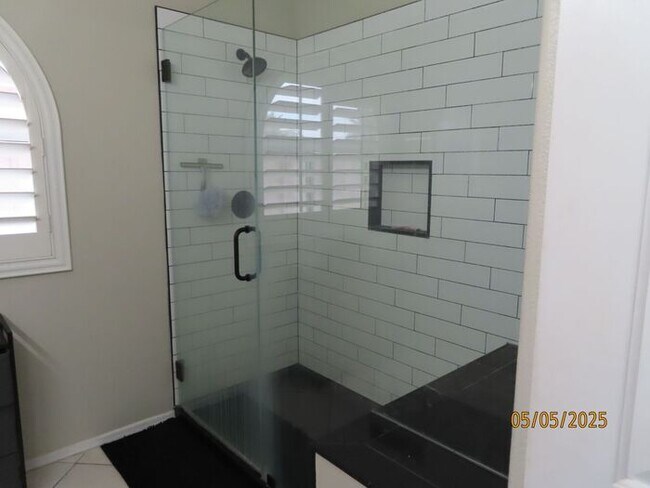 Building Photo - 2 Bedroom 2 Bath in Coyote Lakes