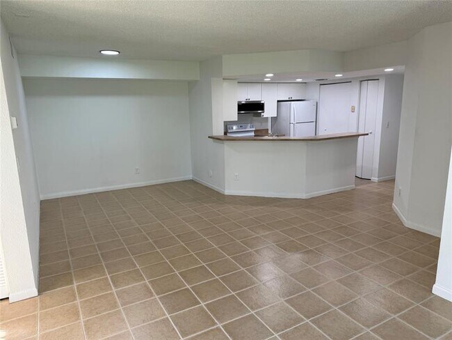 Building Photo - 9222 W Atlantic Blvd