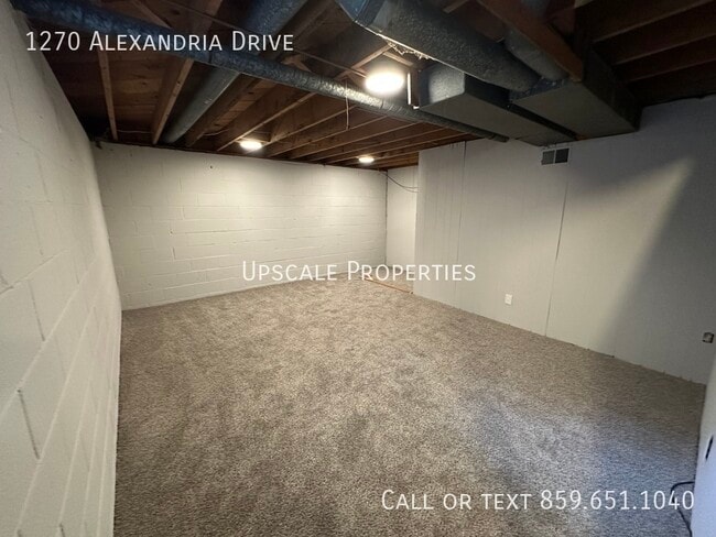 Building Photo - 1270 Alexandria Dr