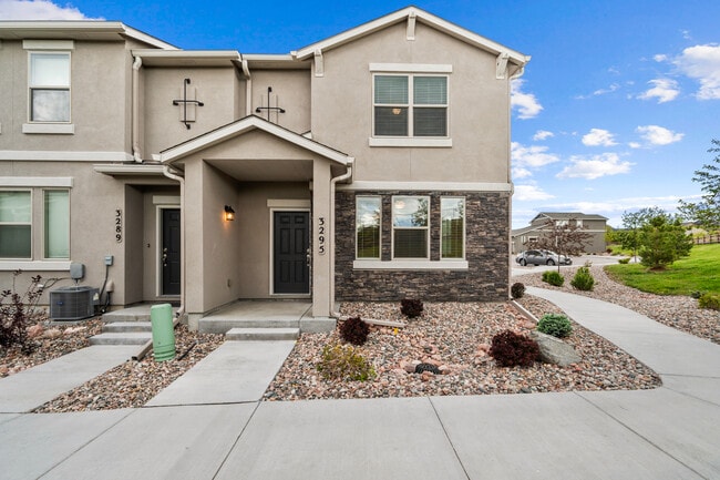 Building Photo - 3295 Bewildering Heights