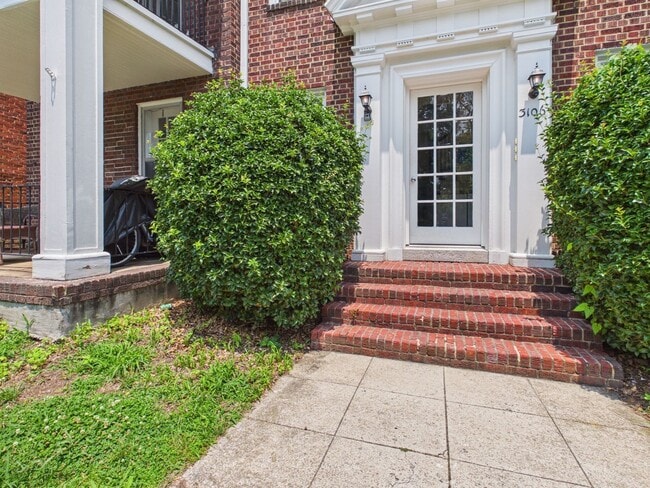 Building Photo - 3106 Patterson Ave